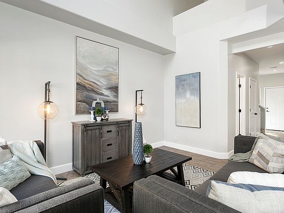 5th image of 3006 N 37th St Unit 7