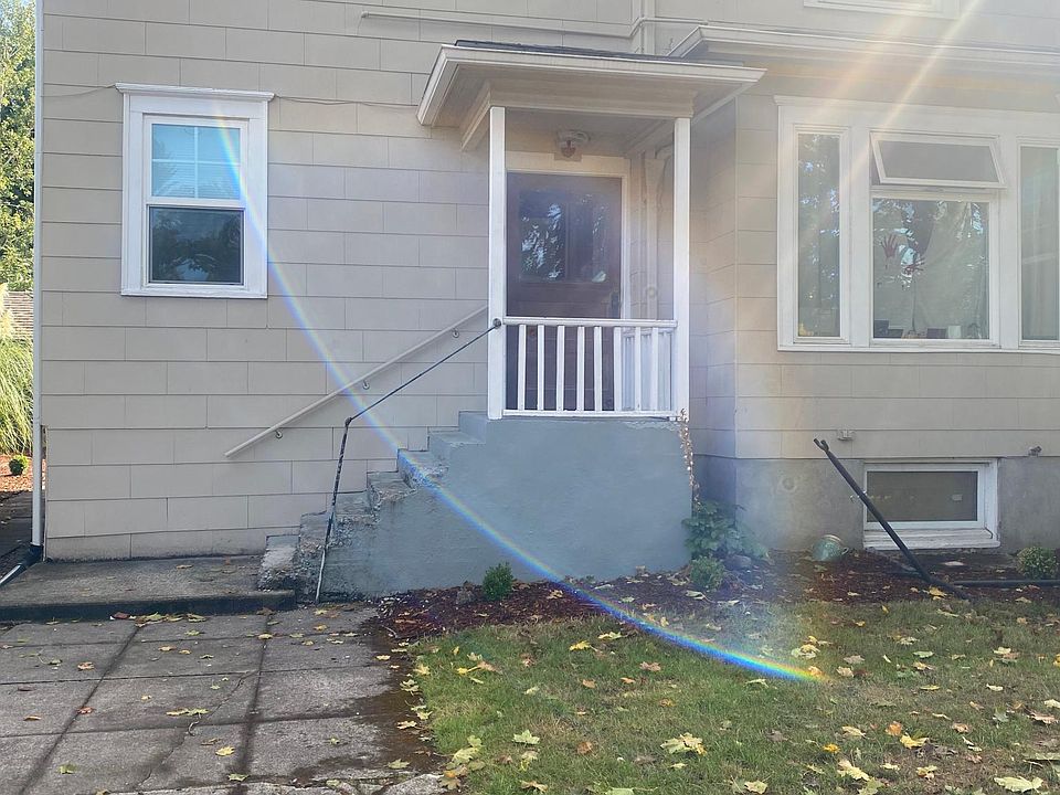 Outside entrance of apartment