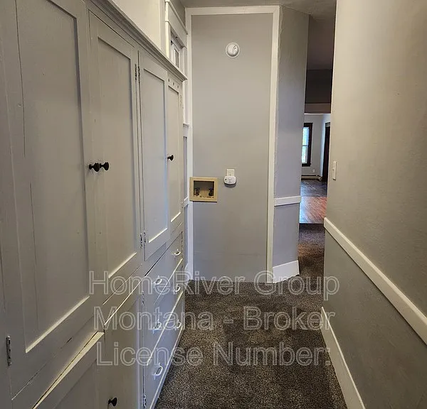546 S 3rd St W — Photo 23