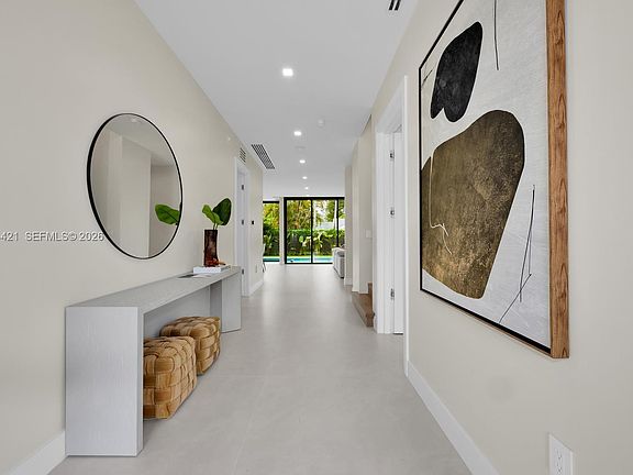 5th image of 5765 SW 47th St