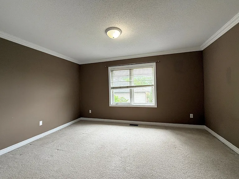 26 Chapman Ln — Photo 12