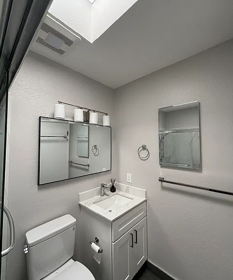 130 Stanford Way — Photo 5