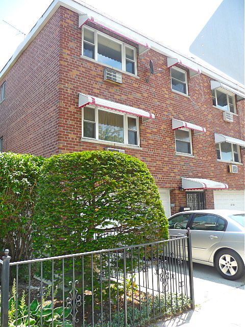 1st image of 2738 Bouck Ave