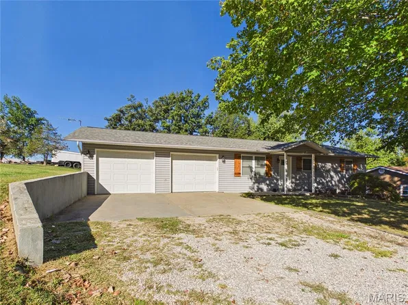 56 Saint Johns Ct, Perryville, MO 63775