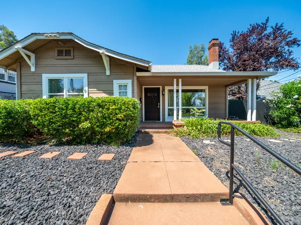 1152 Willis St, Redding, CA 96001