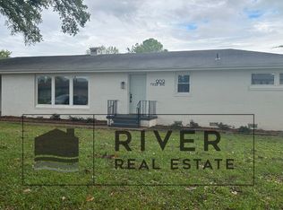 909 Tyler Ave, Muscle Shoals, AL 35661