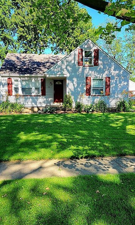 1st image of 381 Penfield Ave