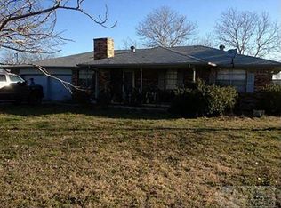 5498 N Interstate Highway 45, Ennis, TX 75119