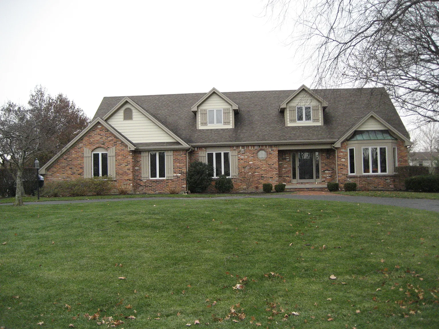 25743 Willowbend Rd photo 1