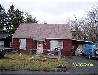 1st image of 132 Dawes Ave