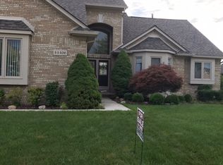 54409 Ashley Lauren Dr, Macomb, MI 48042