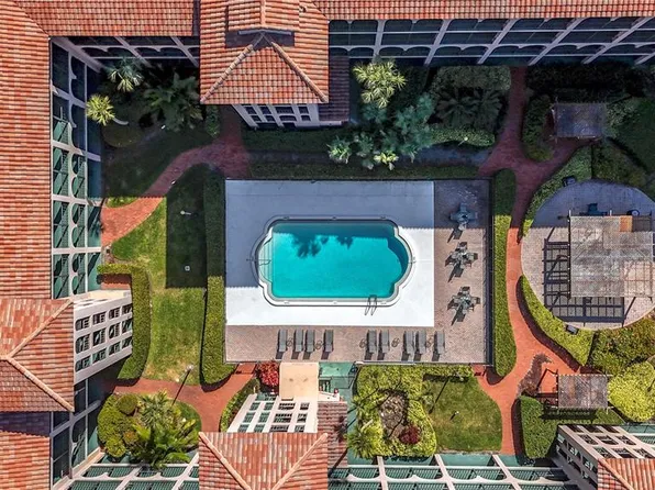 6150 Gulfport Blvd S APT 304, Gulfport, FL 33707