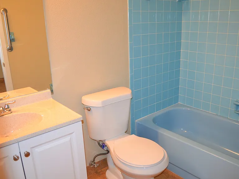 4413 Quintara St — Photo 16