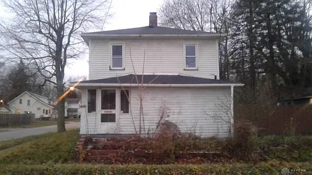 334 Ward Ave photo 1