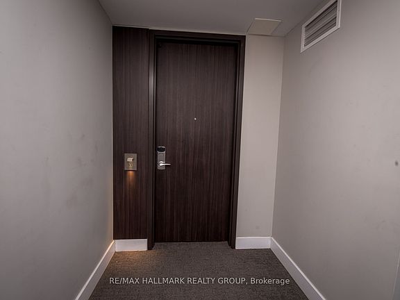 4th image of 300 Lisgar St #1203