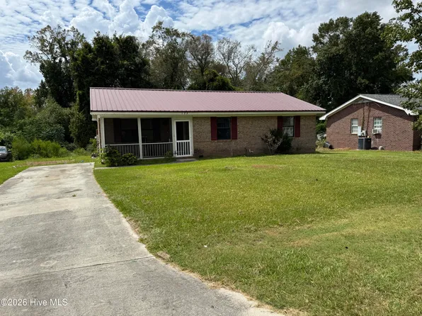 122 Hampton Drive, Castle Hayne, NC 28429