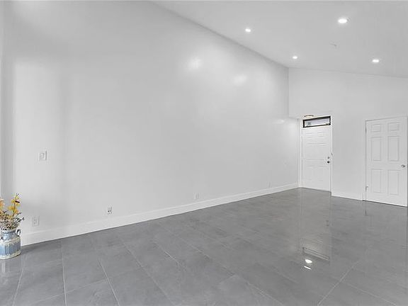 3rd image of 214 Lake Pointe Drive #212