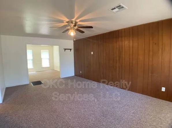 3934 NW 16th St, Oklahoma City, OK 73107