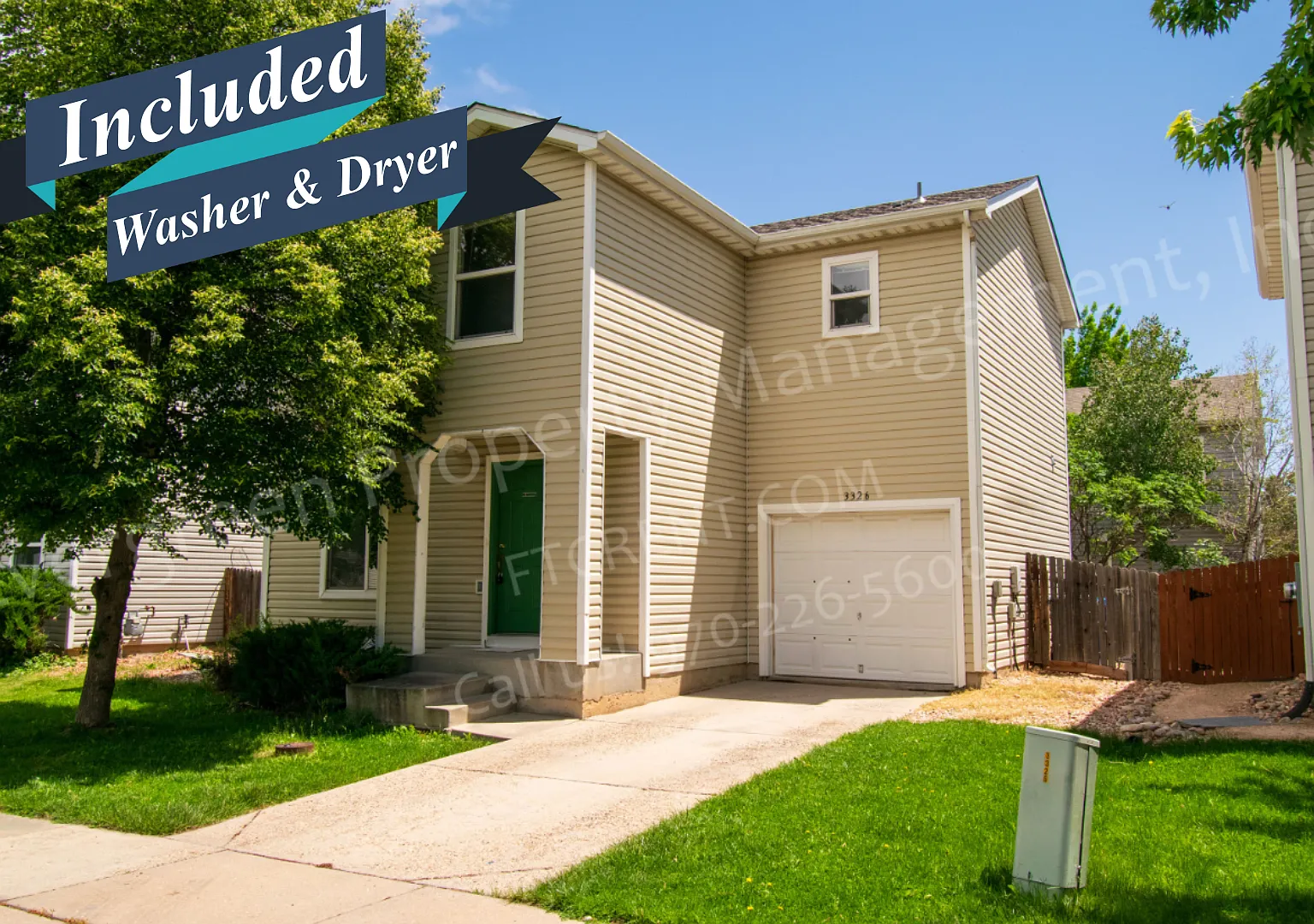 Fantastic 4 bedroom, 2 bathroom home in great location! — Photo 1