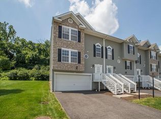 188 Mountain Dr, Carnegie, PA 15106