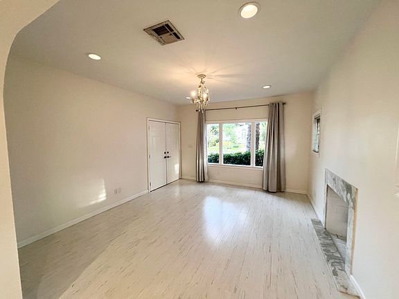 4th image of 431 Ardmore Rd