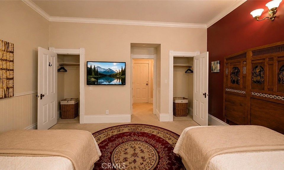 2nd image of 225 N Lima St #102