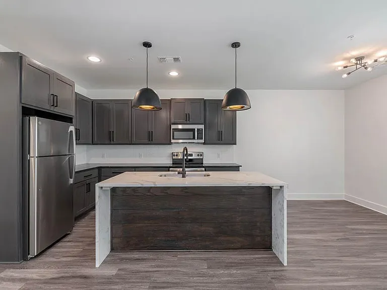 1531 Pine Ridge Dr — Photo 4