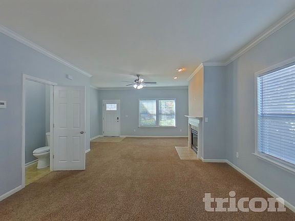 2nd image of 139 Collenton Ln