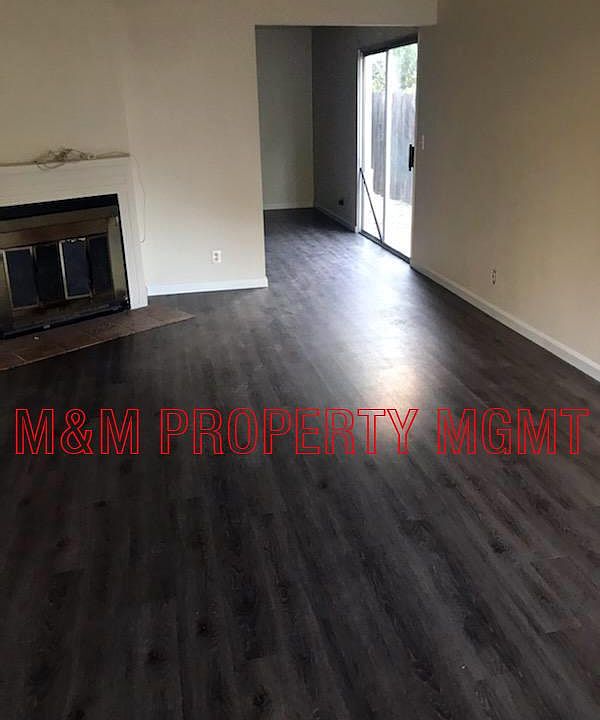 1st image of 5524 E Knoll Dr