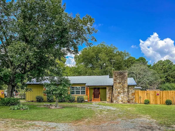 8227 N Kings Hwy, Texarkana, TX 75503