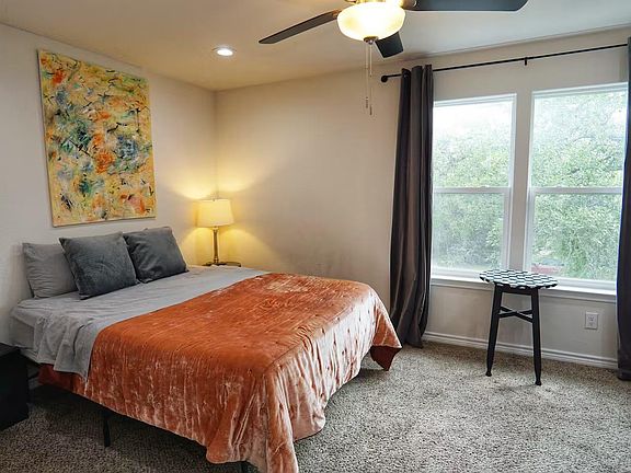 3rd image of 2540 Contour Dr