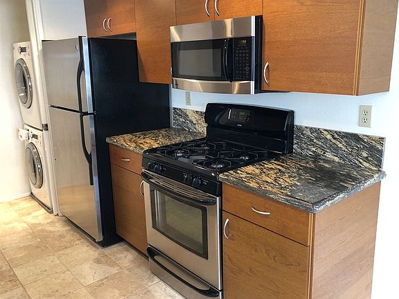 3rd image of 9408 Twin Trails Dr Unit 206