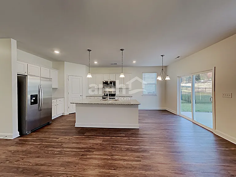 1130 Bentley Park Dr — Photo 7