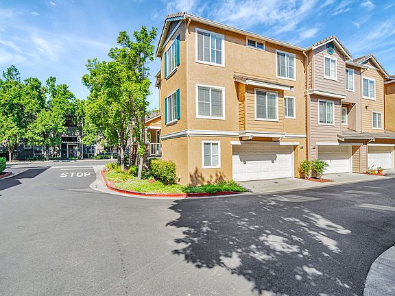 2nd image of 4902 Hibernia Dr #96-1