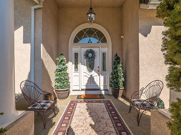 5th image of 294 Valle Vista Dr