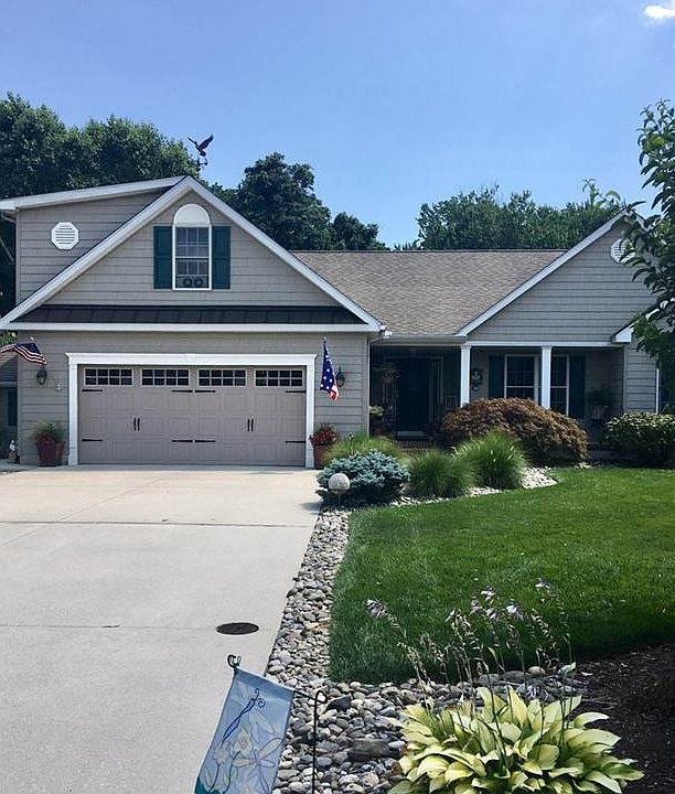 1st image of 410 Canary Ct