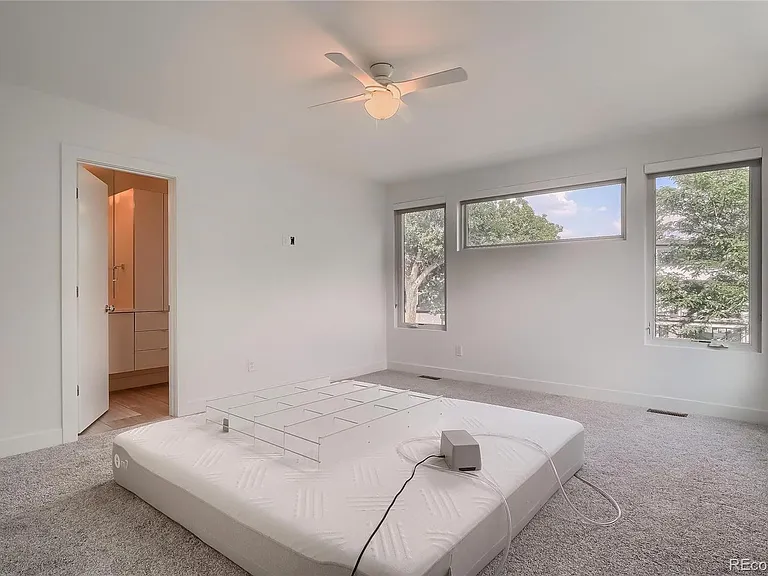 3445 Wyandot St — Photo 21