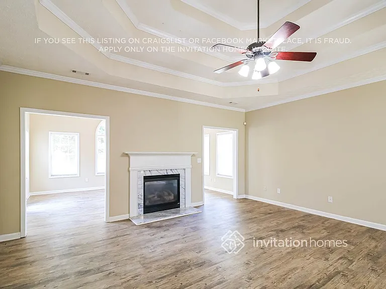 312 Glouchester Dr — Photo 5