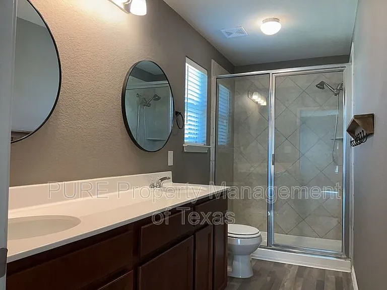 140 Earl Keen St — Photo 30