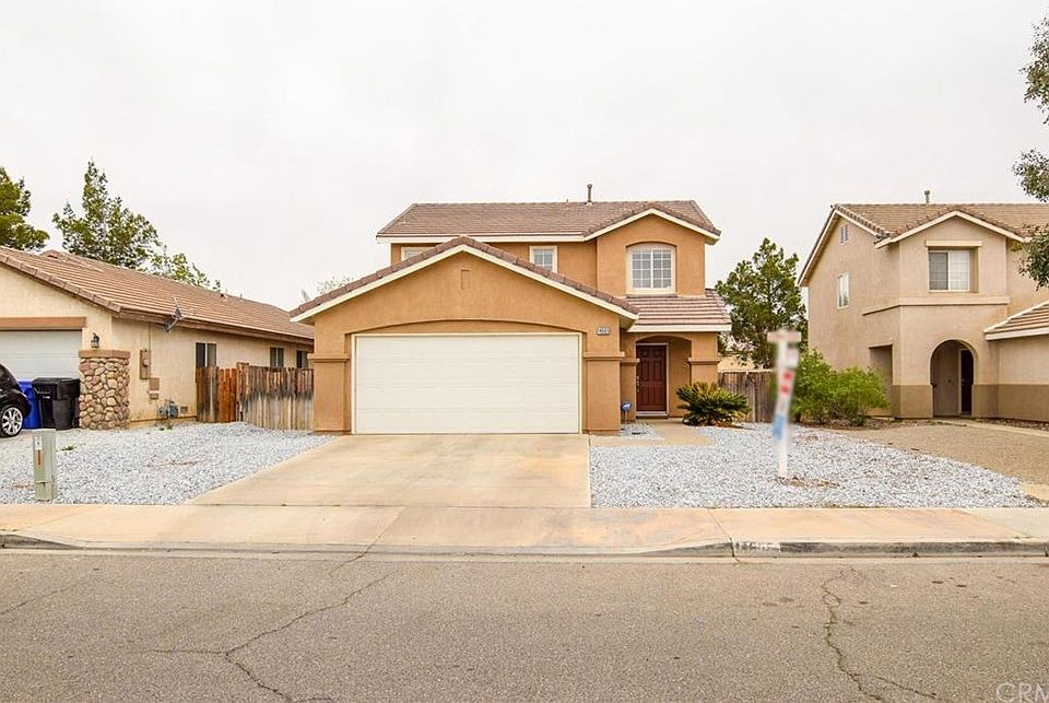 1st image of 14665 Foothill Dr