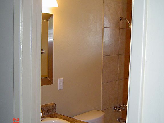 Granite & Tile in the Bathroom