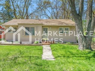 21713 Poinciana St, Southfield, MI