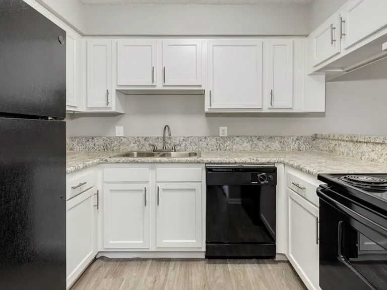 Volare Apartments - $99 MOVE IN SPECIAL!! — Photo 12