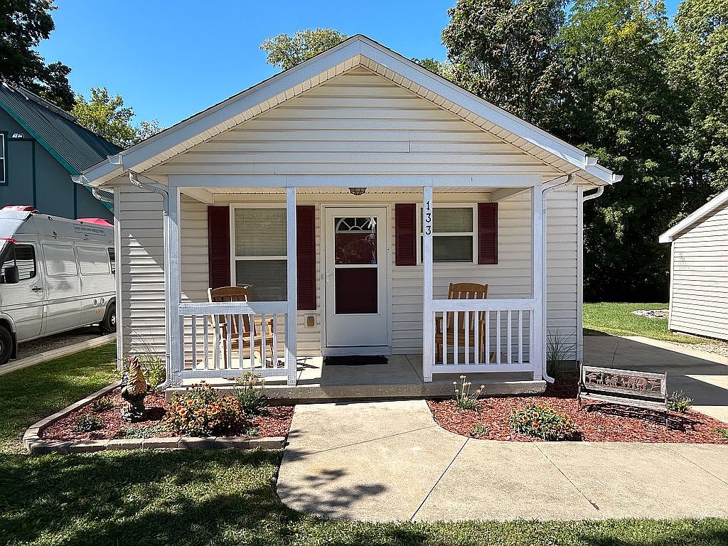 133 N Railroad St, Battle Ground, IN 47920 Zillow