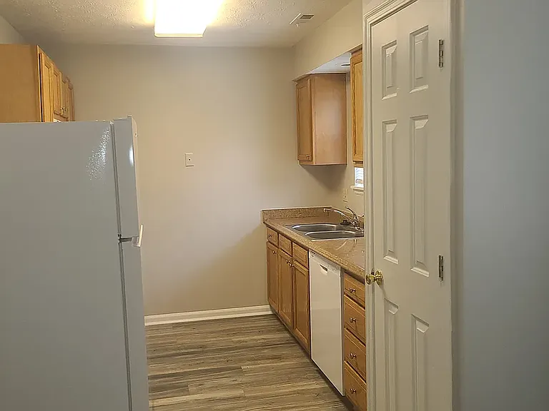 8990 Supreme Ct — Photo 4