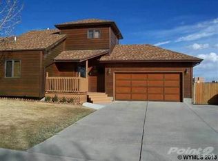 821 Burr Dr, Rock Springs, WY 82901