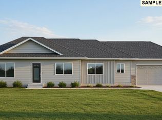 135 Elkton St, Sutherlin, OR