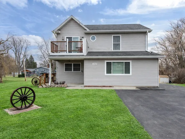 12707 W Warner St, Beach Park, IL 60087