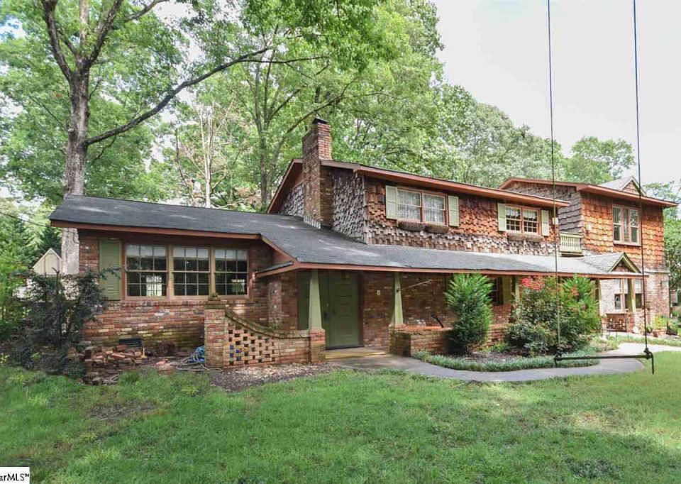 1st image of 303 Dellrose Cir