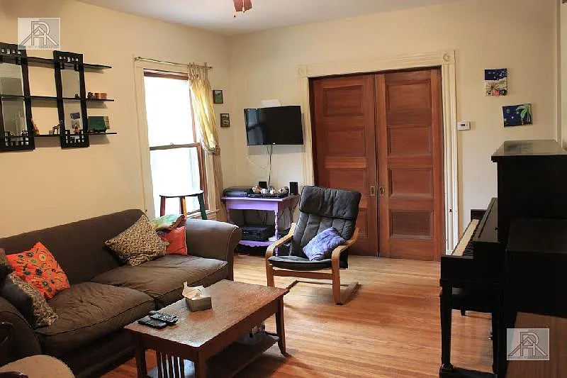 Building Photo - 851 Beacon St #2